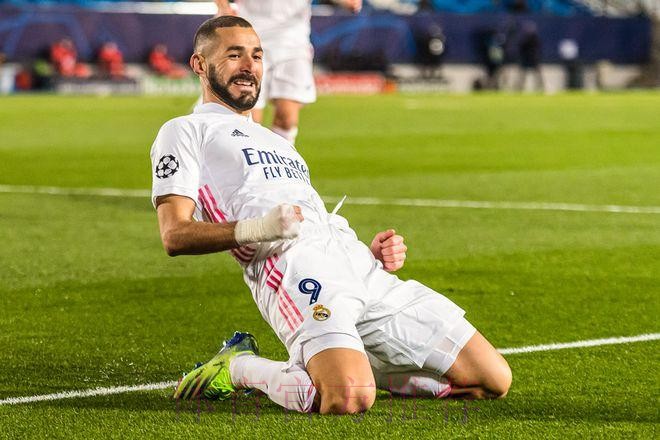 欧冠头球王!本泽马双响救主 皇马527战追平卡洛斯